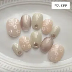 ネイルチップ　ベリーショート　マグネット　ライアルニュアンス　淡色　春