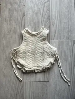 ベビーベスト アイボリー フリル付き