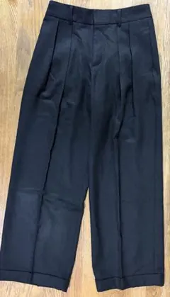 GU ジーユー ワイドパンツ タックパンツ 黒