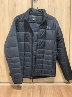 Under Armour 黒 ダウンジャケット MD