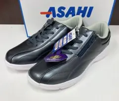 グリーン スニーカー