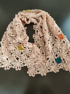 ハンドメイド　花モチーフ　ピンクのストール