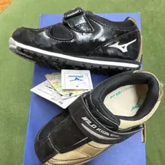 MIZUNO WILD KIDS STAR スニーカー キッズ　16.0のサムネイル