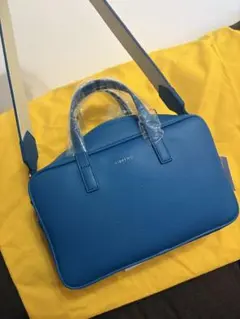 新品　ベルトショルダー付FIBRENO ミニマルデザイン ハンドバッグ ブルー