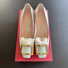 Roger Vivier ロジェ・ヴィヴィエ パンプスのサムネイル