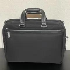 ポルシェデザイン ガーメントバッグ 2way ショルダーベルト付き - メルカリ