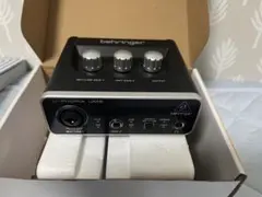 behringer U-PHORIA UM2 オーディオインターフェースのサムネイル