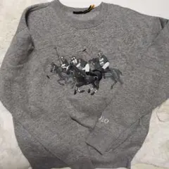 らむ様グレー ポロ競技刺繍 スウェット