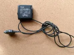 NTT DoCoMo ACアダプタ P005