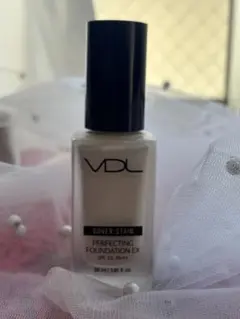 VDL リキッドファンデーションA01