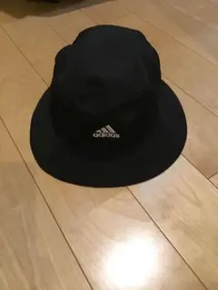 adidas ブラック バケットハット M