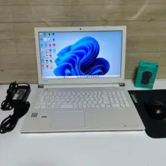 ゴールドDynabook第8世代Corei7/32G/SSD1TBバッテリー良好 - メルカリ