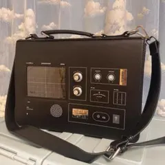 正規品】OSOI チャーム付き 編み込みレザー キーホルダー ブラック