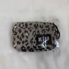 KIU キウポーチ ウォーターリペレント ヒョウ柄