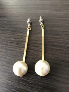 プティローブノアー　コットンパールピアスのサムネイル