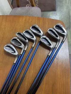 ゼクシオ 11代目 MP1100 アイアン7本セット メンズゴルフのサムネイル
