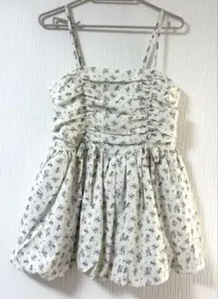 NICE CLAUP 花柄キャミソールのサムネイル