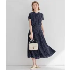 【極美品】定価2.2万 23区 洗える！バックサテンアムンゼン スカート 38