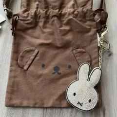 【新品未使用タグ付き】miffy ボリス 巾着 ショルダーバッグ　チャーム付きのサムネイル