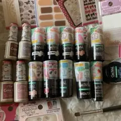 お得！新品　セリア　seria ジェルネイル15個！その他パーツなどプレゼント！
