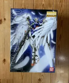 BANDAI MG 1/100 ウイングガンダムゼロ エンドレスワルツ版のサムネイル
