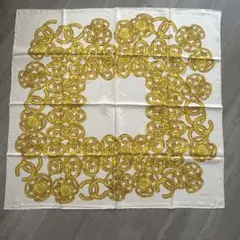 CHANEL シャネル　ココマーク大判シルクスカーフ
