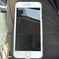 Apple iPhone 7 シルバー 本体　32