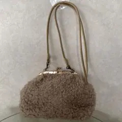 ふわふわ　がま口　ポシェット