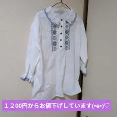 シーズンリーズン刺繍襟 ブラウス ホワイト着痩せしてかなり可愛い♡