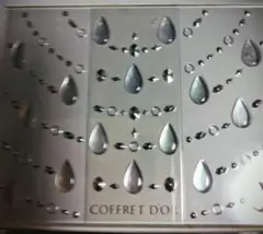 コフレドール　フルスマイルアイズ　01アプリコットベージュ