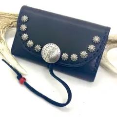 Item thumbnail for item dee89850-9d0a-4248-bdd6-f1bdf3d6fc16