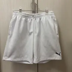 PUMA ホワイト ハーフパンツ　テニスウェア　サッカーウェアのサムネイル