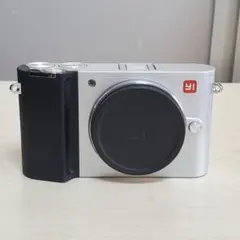 レア・良品】Xiaomi YI M1 ミラーレス Xiaoyi 黒 - メルカリ