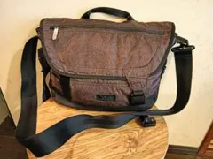 LeSportsac レスポ　 ショルダーバッグ メッセンジャーバッグのサムネイル
