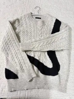 新品ZARA ケーブルニットセーター M アイボリー・ブラック