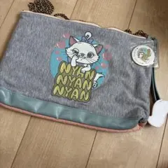 サマンサベカDisney Marie ポーチ チェーン付き 缶バッジセット
