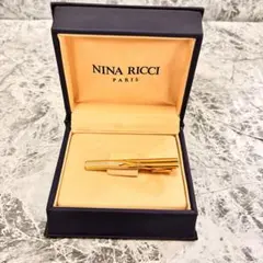NINA RICCI ネクタイピン ゴールドカラー 箱付 メンズのサムネイル