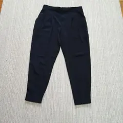 UNIQLO テーパードパンツ ウエストゴム　ブラック