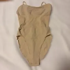 샤콧 샤콧 바디 파운데이션 사이즈 S 피부색이라는 번역이 있습니다.