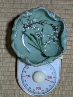 骨董 古伊万里 伊万里 菊花 変形皿 中皿 膾皿 1客限り - メルカリ