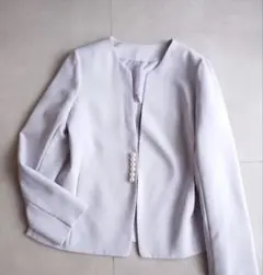 WHITE JOOLAマイクロピケ6粒パール調カラーレスジャケット