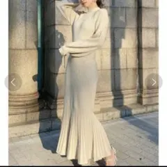 RESEXXY マーメイドシルエットワンピース　アイボリー リブニットワンピース