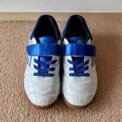 アンブロ umbro 屋内用 トレーニングシューズ　21cm