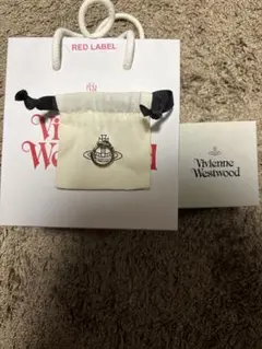 Vivienne Westwood MAN VERA シングルフープピアス 2個 - メルカリ