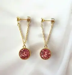 スワロフスキー☆ピンク系チェーンフープ 揺れるクリスタルピアス/ノンホールピアス