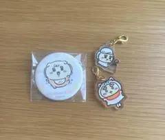 ちいかわ　シーサー　 アクリルキーホルダー　缶バッチ