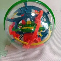 ベネッセ 進研ゼミ 知育玩具 立体迷路 マジカルカプセル