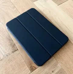 【第6世代】iPad mini Smart Folio　ほぼ新品