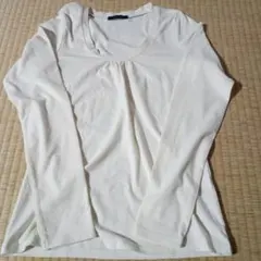 ホワイト 長袖 Tシャツ ラウンドネック