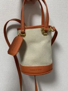 チャールズアンドキース　バッグ